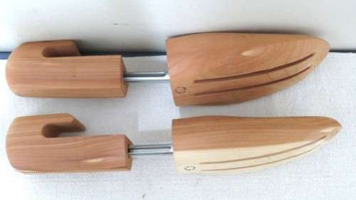 Stunning Vintage Pair Of Allen Edmonds USA Full-Toe Cedar Shoe Trees Size XL L: 34 cm