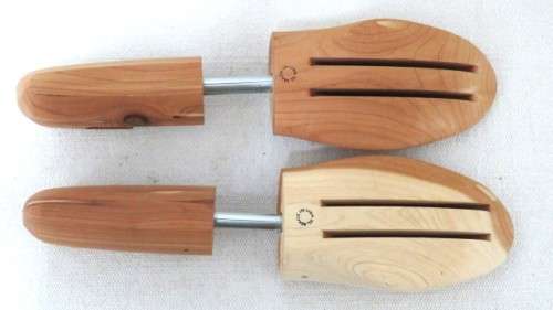 Stunning Vintage Pair Of Allen Edmonds USA Full-Toe Cedar Shoe Trees Size XL L: 34 cm