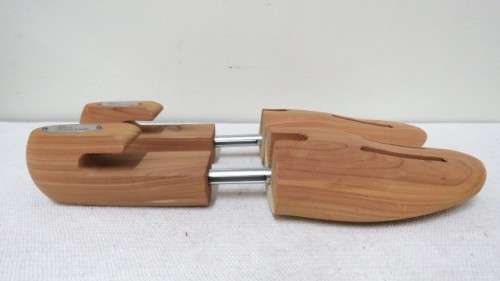 Stunning Vintage Pair Of Allen Edmonds USA Full-Toe Cedar Shoe Trees Size XL L: 34 cm