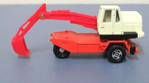 Vintage Tomy Tomica Die Cast 1979 Yutani Shovel TY45 #51 No Box Scale 1:90 L: 70 mm SOLD AS IS