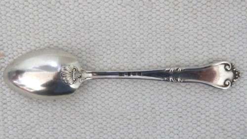 Five Antique Hallmarked Birmingham T. Wilkinson & Sons 1915-16 Silver Teaspoons L: 115 mm (77 g)