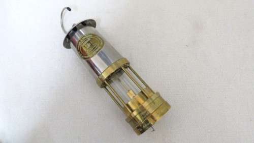 Superb Vintage E. Thomas & Williams Ltd Authentic Brass/Stainless Steel Miner`s Oil Lamp In Holder