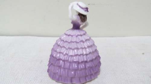 Gorgeous Vintage Coalport 1996 Minuettes `Chloe` Porcelain Figurine By Martin Evans H: 95 mm