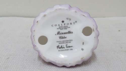 Gorgeous Vintage Coalport 1996 Minuettes `Chloe` Porcelain Figurine By Martin Evans H: 95 mm