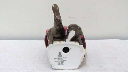 Fantastic Vintage Royal Doulton `The Foaming Quart` HN 2162 Porcelain Figurine H: 150 mm