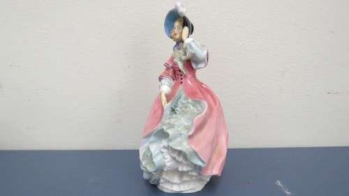 Beautiful Vintage Royal Doulton `Spring Morning` Porcelain Figurine H: 190 mm