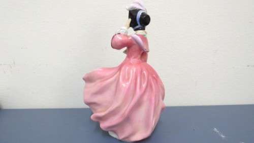 Beautiful Vintage Royal Doulton `Spring Morning` Porcelain Figurine H: 190 mm