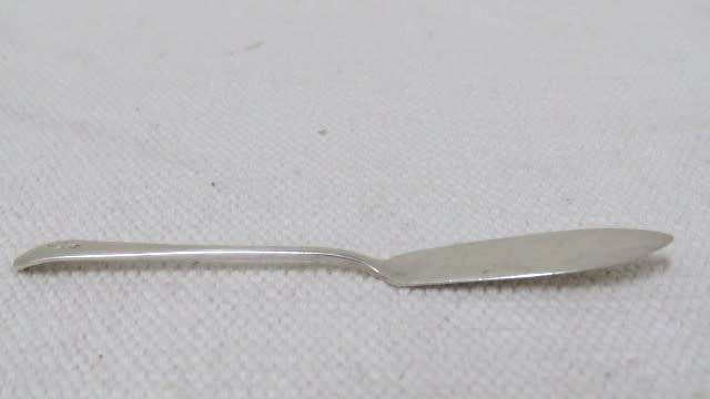 Vintage H/marked Birmingham Elkington & Co Ltd 1935-36 Monogrammed Small Silver Butter Knife 8 g