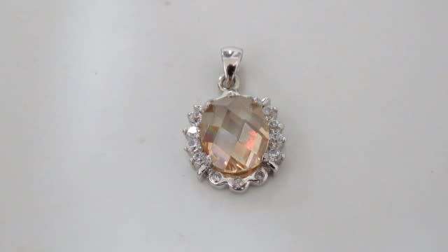 Superb Vintage Sterling Silver 925 Classic Cut Peach Stone/Clear Stone Oval Pendant 12 x 14 mm 1.8 g