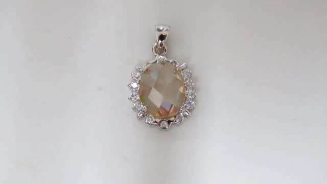Superb Vintage Sterling Silver 925 Classic Cut Peach Stone/Clear Stone Oval Pendant 12 x 14 mm 1.8 g