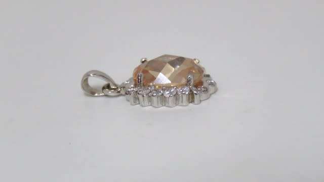 Superb Vintage Sterling Silver 925 Classic Cut Peach Stone/Clear Stone Oval Pendant 12 x 14 mm 1.8 g
