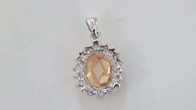 Superb Vintage Sterling Silver 925 Classic Cut Peach Stone/Clear Stone Oval Pendant 12 x 14 mm 1.8 g