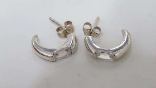 Lovely Vintage Sterling Silver 925 Half Hoop Stud Earrings Oblong Clear Stones D: 14 mm (3.0 g)