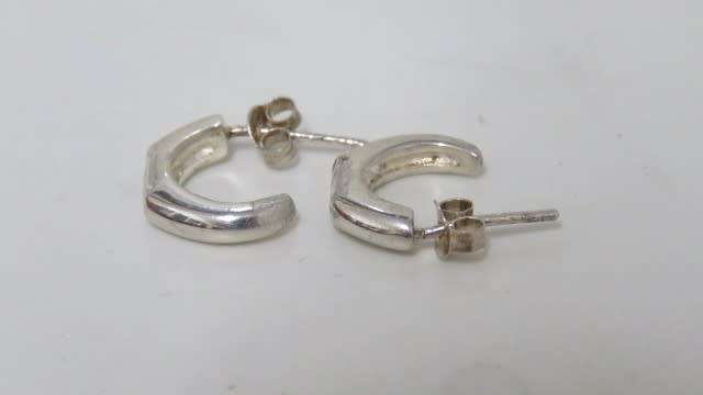 Lovely Vintage Sterling Silver 925 Half Hoop Stud Earrings Oblong Clear Stones D: 14 mm (3.0 g)