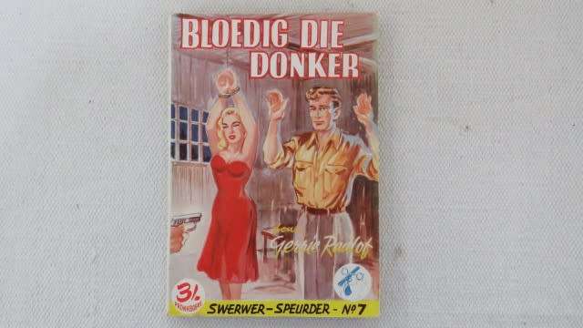 Five Vintage Afrikaans `Swerwer-Speurder` Paperback Books By Gerrie Radlof/Braam le Roux SOLD AS IS