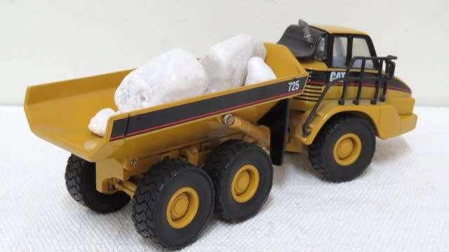 Vintage Norscot 55073 Die Cast Caterpillar 725 Articulated Truck No Box Scale 1:50 L: 200 mm