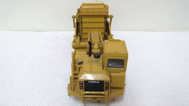 Vintage Norscot Die Cast Caterpillar 623G Elevating Scraper No Box Scale 1:50 L: 260 mm