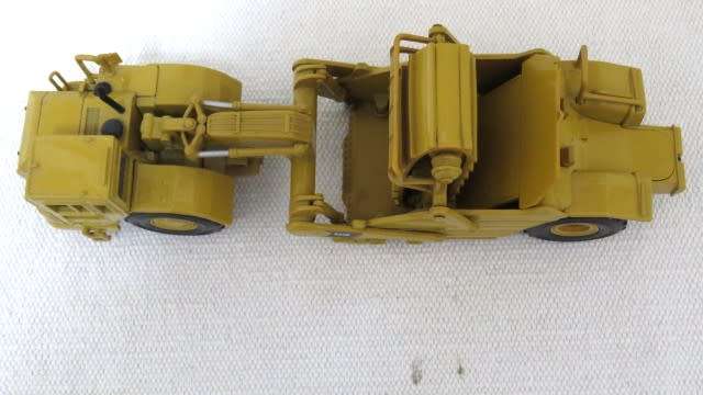 Vintage Norscot Die Cast Caterpillar 623G Elevating Scraper No Box Scale 1:50 L: 260 mm