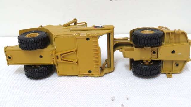 Vintage Norscot Die Cast Caterpillar 623G Elevating Scraper No Box Scale 1:50 L: 260 mm