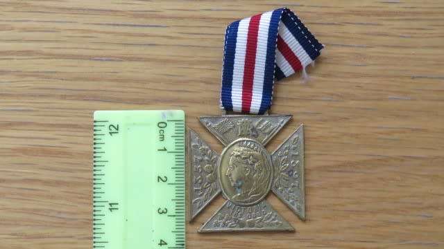 Boxed United Kingdom Queen Victoria Diamond Jubilee Commemorative Medal