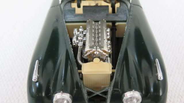 Vintage Bburago Die Cast 1948 Jaguar XK 120 Roadster Cabrio No Box Opening Doors & Hood Scale 1:24