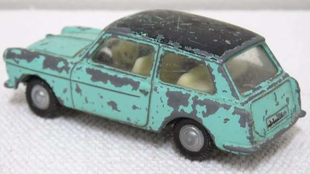 Vintage Spot-On (Models By Triang) Die Cast Austin A 40 No Box Scale 1:42 L: 90 mm SOLD AS IS