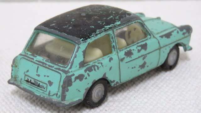 Vintage Spot-On (Models By Triang) Die Cast Austin A 40 No Box Scale 1:42 L: 90 mm SOLD AS IS