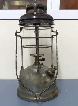 Fabulous Vintage 1950`s Tilley Durosil Paraffin Hurricane Lamp #171 L: 34 cm SOLD AS IS