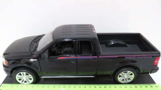 Stunning Vintage Maisto Die Cast 2006 Ford Harley-Davidson F-150 Truck No Box Scale 1:18 L: 305 mm