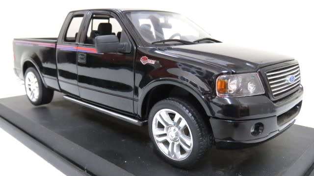 Stunning Vintage Maisto Die Cast 2006 Ford Harley-Davidson F-150 Truck No Box Scale 1:18 L: 305 mm