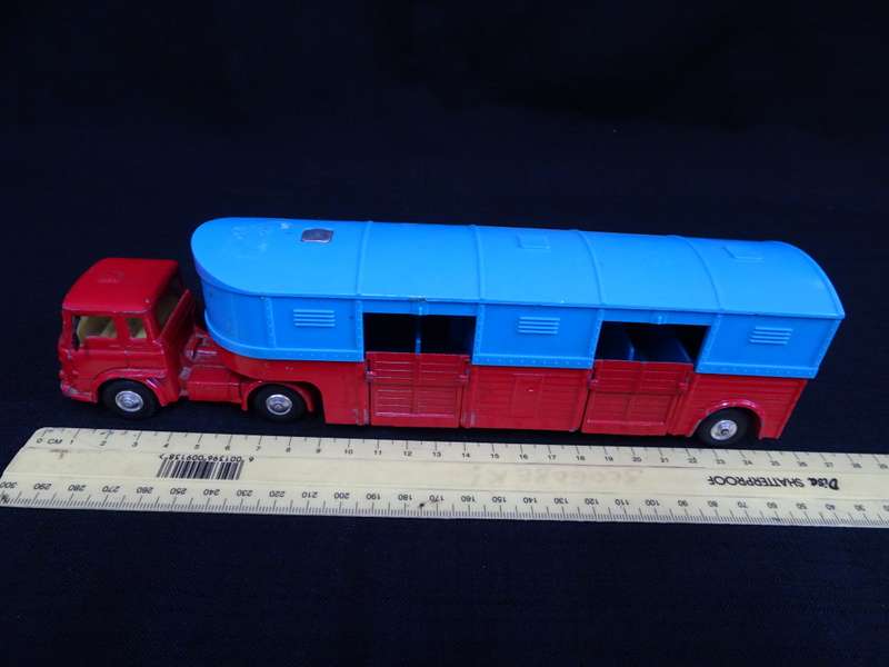 Corgi Major Toys no1130 Chipperfields Circus Horse Transporter Made in Britain