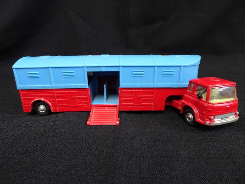 Corgi Major Toys no1130 Chipperfields Circus Horse Transporter Made in Britain