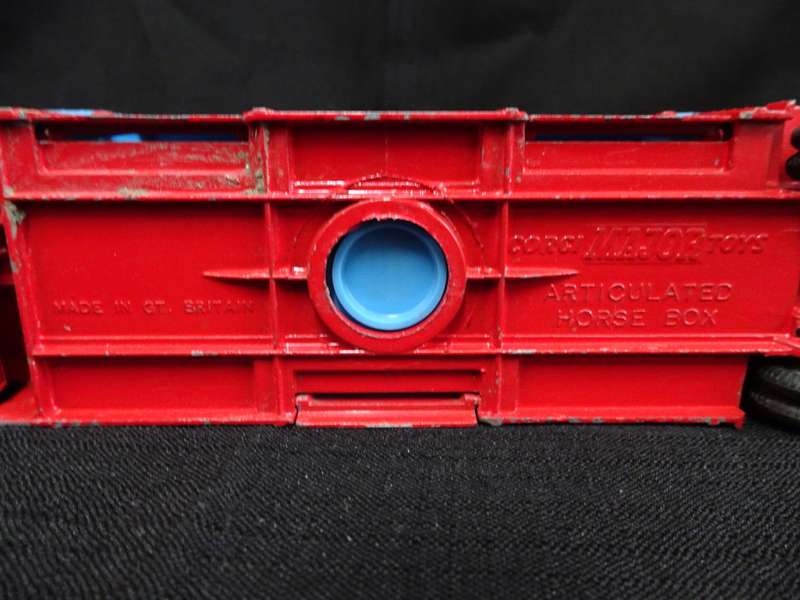 Corgi Major Toys no1130 Chipperfields Circus Horse Transporter Made in Britain