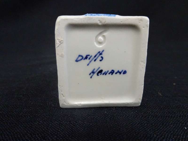 KLM Bols Miniature House no 6 (Cork Broken and No Contents)
