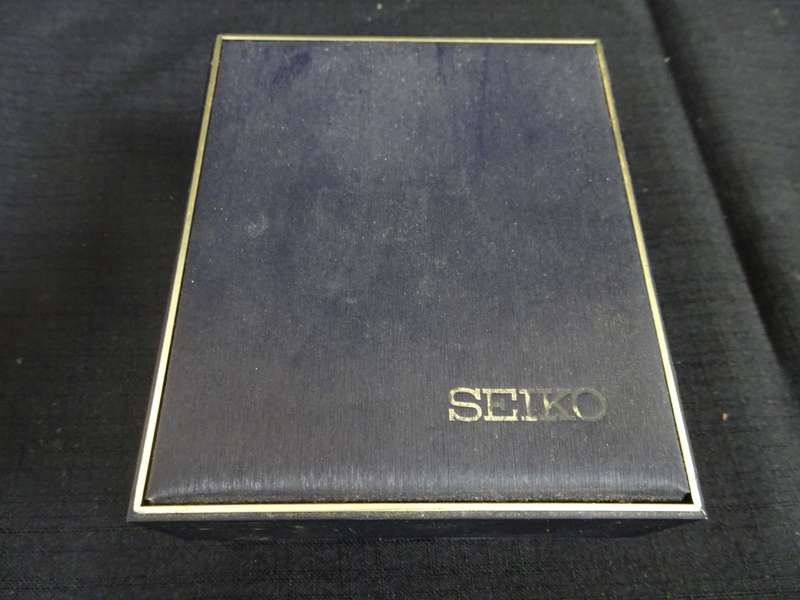 Gorgeous Vintage Seiko Quartz LM 5606 - 6070 Automatic Watch Water Resistant 451570(See Description)