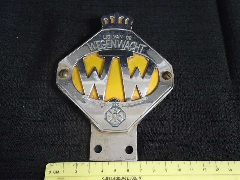 Vintage Wegenwacht Sports Club Netherlands Car Badge (H - 14cm / B - 10cm)
