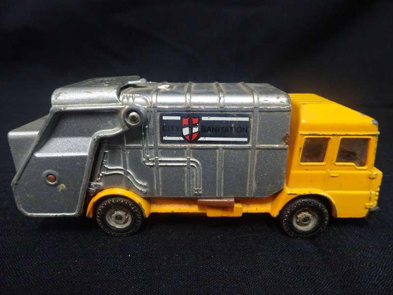 Corgi Revopak Refuse Collector Truck Made In GT. Britain