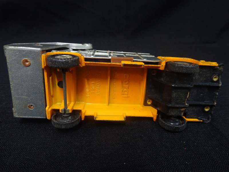 Corgi Revopak Refuse Collector Truck Made In GT. Britain