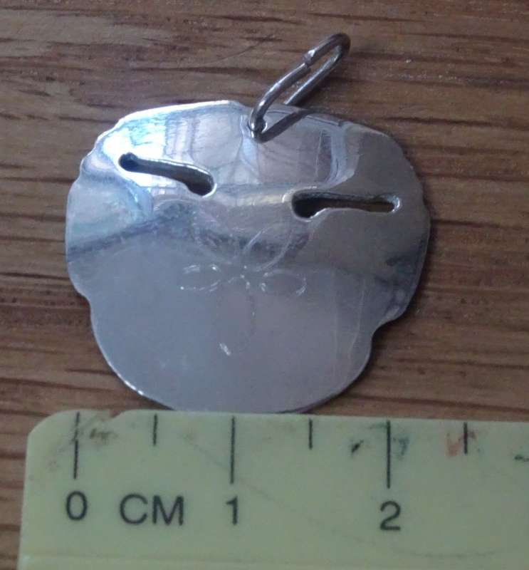 Lovely Sterling Silver Pendant Clearly Marked 925 Silver
