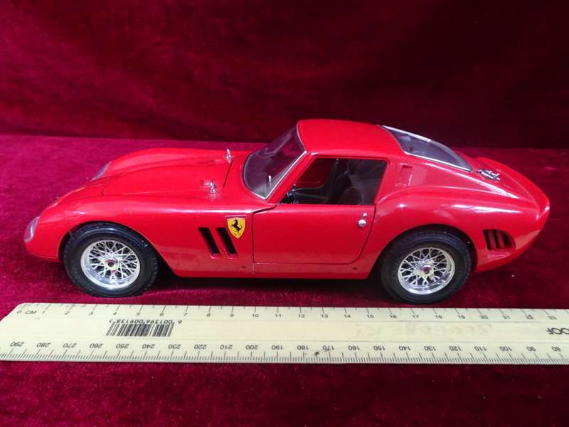 Bburago 1/18 Scale Diecast Ferrari 250 GTO 1962 Made In Italy (No Box)