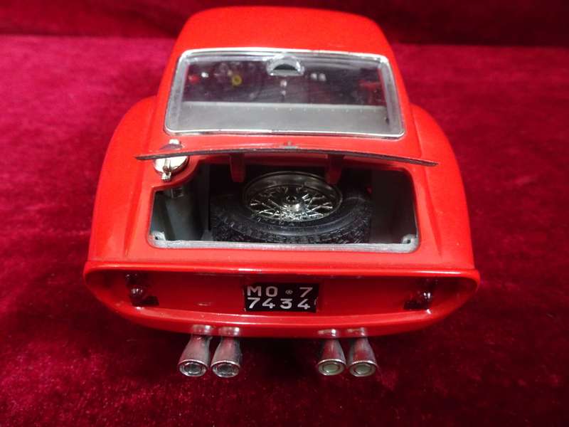 Bburago 1/18 Scale Diecast Ferrari 250 GTO 1962 Made In Italy (No Box)
