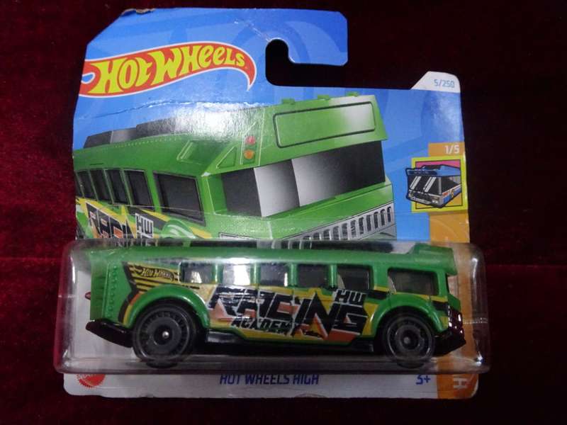 2024 Hot Wheels High Bus #5 Green - Unopened As Shown