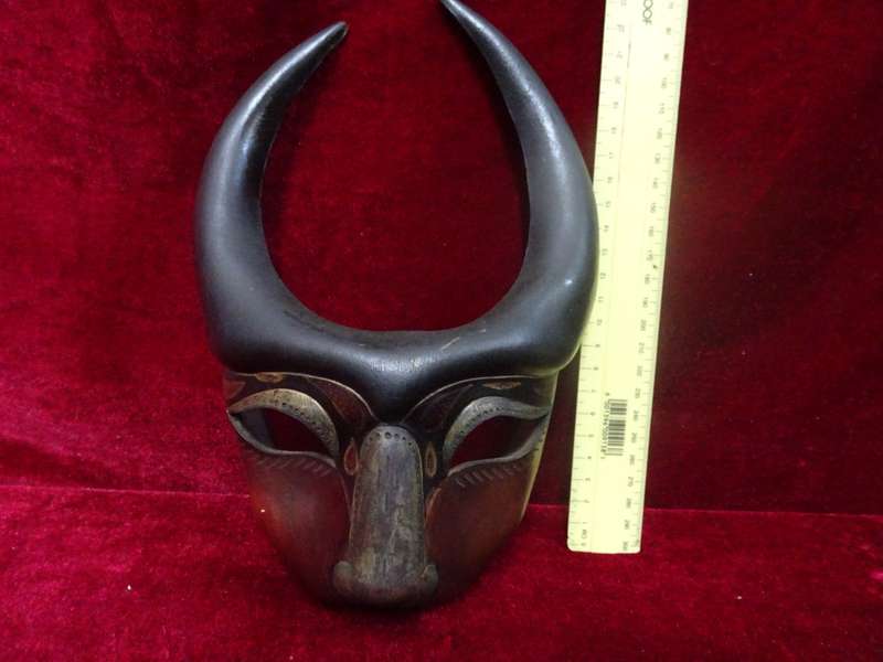 Vintage Spanish E. Moreuo Sevilla Masquerade Leather Mask In Excellent Condition -See My Description