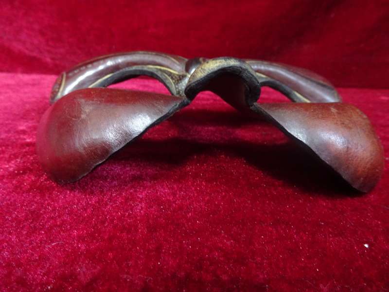 Vintage Spanish E. Moreuo Sevilla Masquerade Leather Mask In Excellent Condition -See My Description
