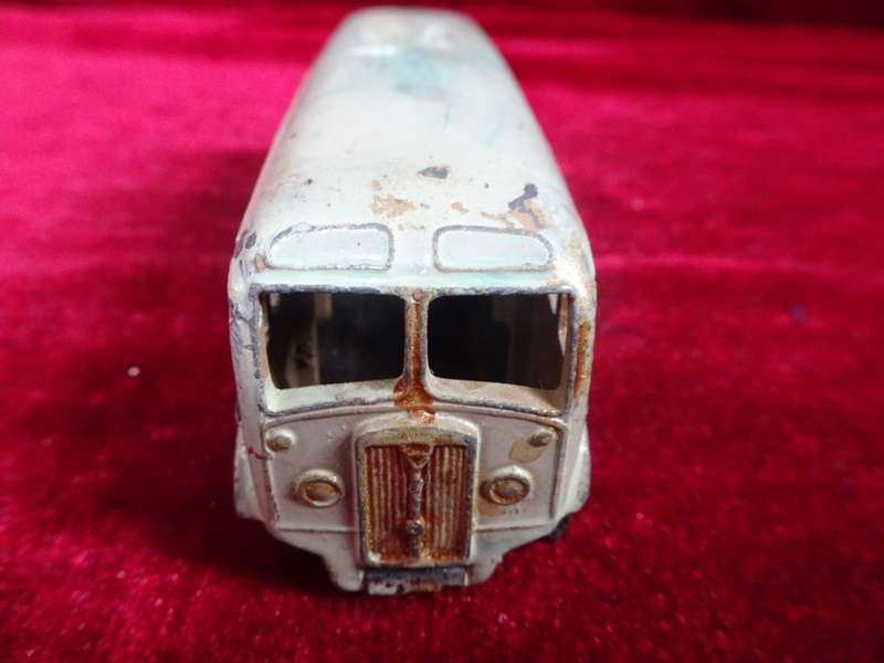 Dinky Toys Luxury Coach Made In England By Meccano LTD (Repainted)