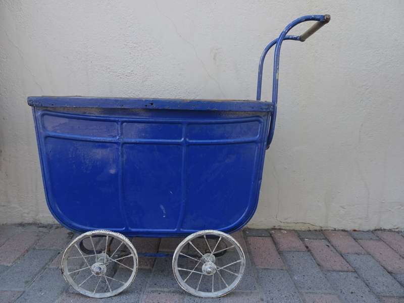 Large Old Antique Victorian Metal Dolls Pram - See My Description