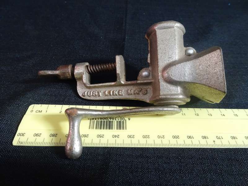 Antique Kiddies Miniature Cast Iron Meat Grinder - Just Like Ma`s - In Good Condition