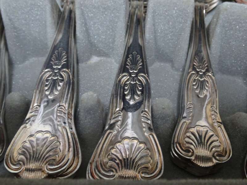 Stunning Viners Kings Royale Guild Silver Canteen Of Cutlery Collection - Sheffield England