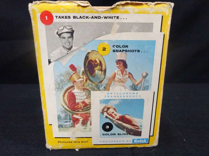 Kodak Vintage 1960`s Starmite Brownie Camera,Dakon Lens Color and B&W Camera, Gray, Display Camera
