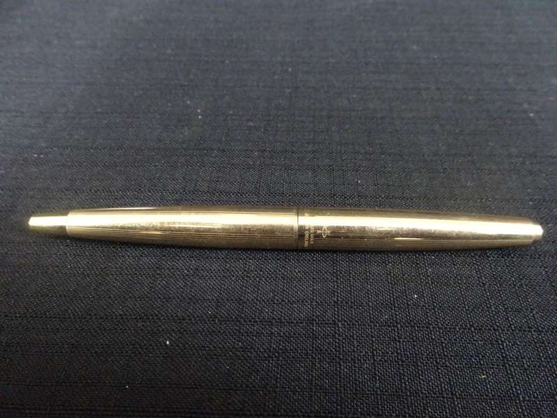 Vintage Parker Fountain Pen Rolled Gold With Cartridge - Made In England - See Description